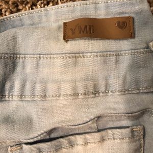 💥 3/$10!!! HighRise YMI Denim Jeans Size 7